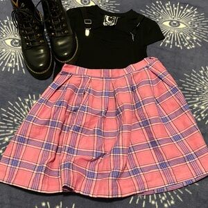 Sugar thrillz pink plaid pleated school girl skirt sz m euc dollskill